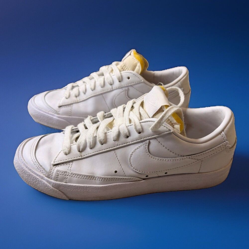 Nike Blazer Low 77 White Leather Sneakers Women’s 7.5 DC4769-101 Exposed Foam
